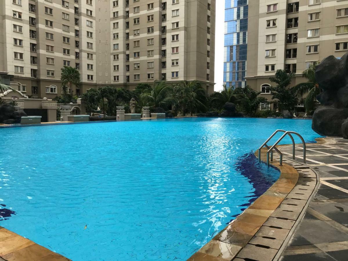 Mediterania Garden Residence I ジャカルタ エクステリア 写真